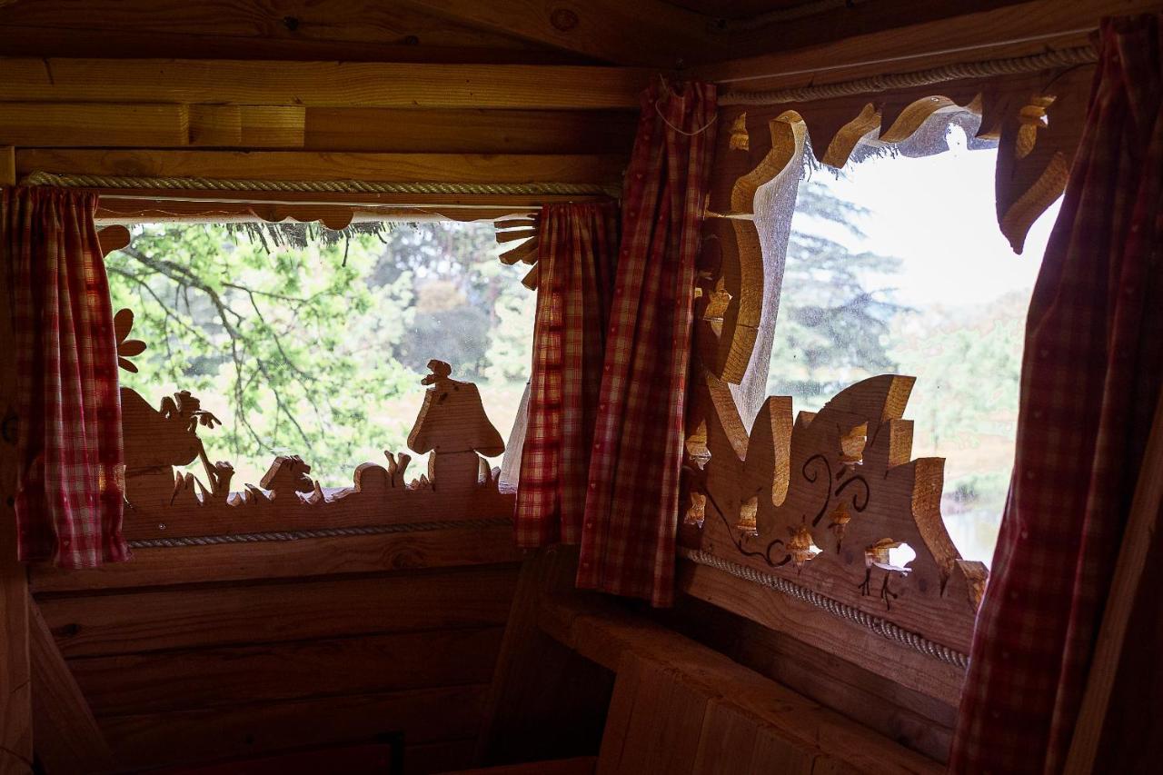 Cabane Perchee Dans Les Arbres Saint-Hilaire-en-Morvan Экстерьер фото