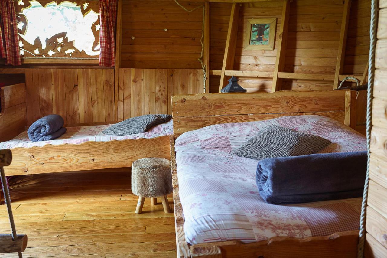 Cabane Perchee Dans Les Arbres Saint-Hilaire-en-Morvan Экстерьер фото