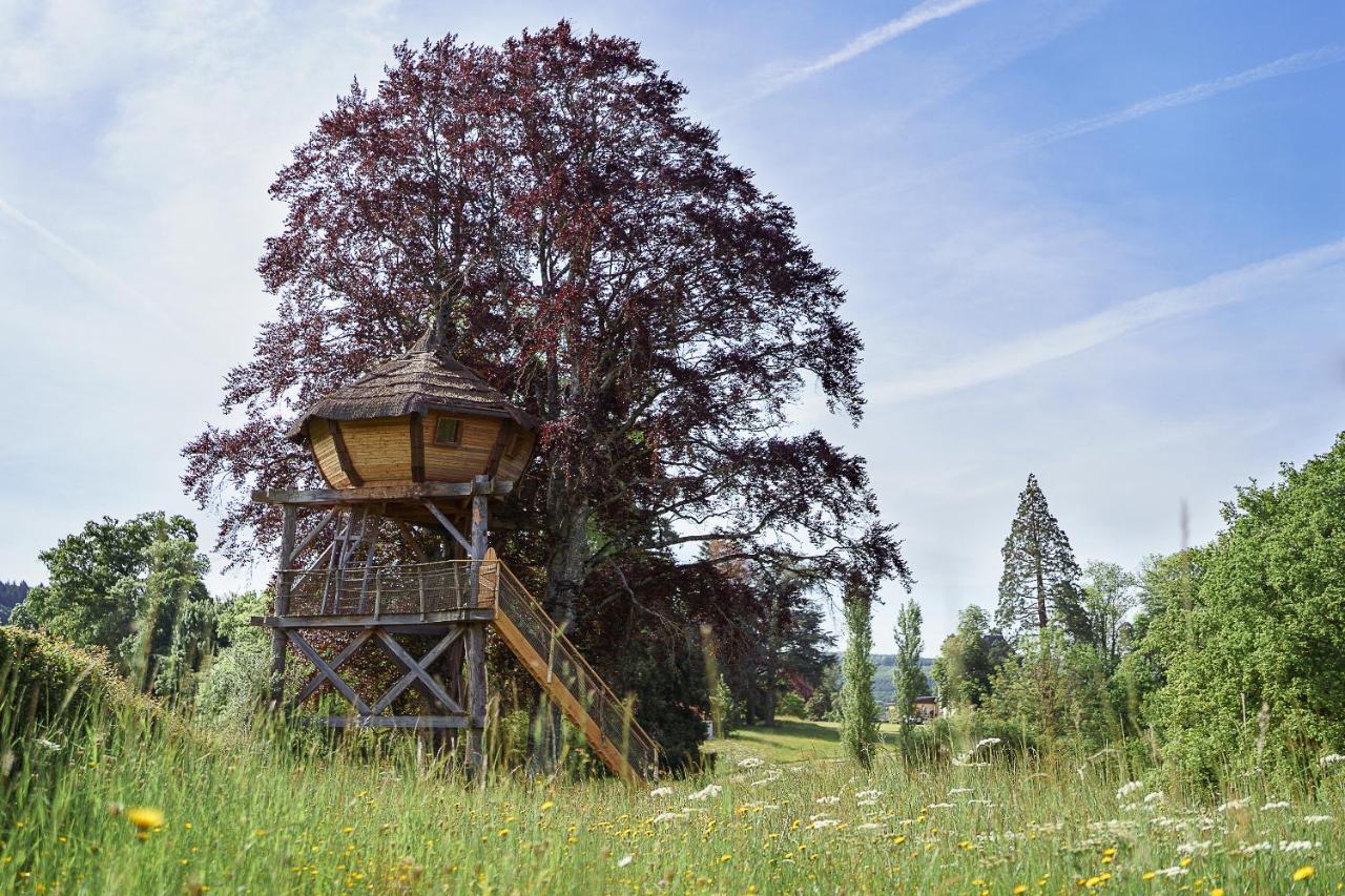 Cabane Perchee Dans Les Arbres Saint-Hilaire-en-Morvan Экстерьер фото